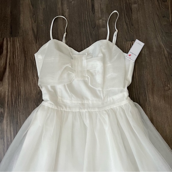 Aura NEW White Lace Tulle Wedding Cocktail Reception Prom Dress - Picture 9 of 16